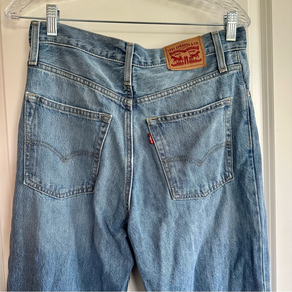 Levi’s 94 Baggy Jeans